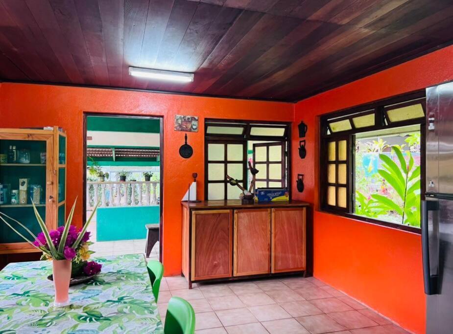 Fare Manuvai Villa Haapu Exterior photo